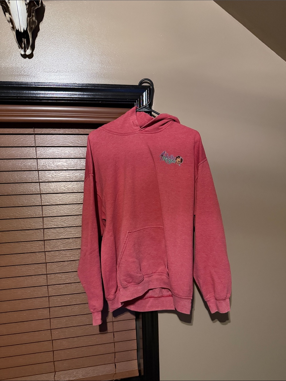 Gildan Men's Rose Pink Crewneck Hoodie with Subtle Chest Graphic